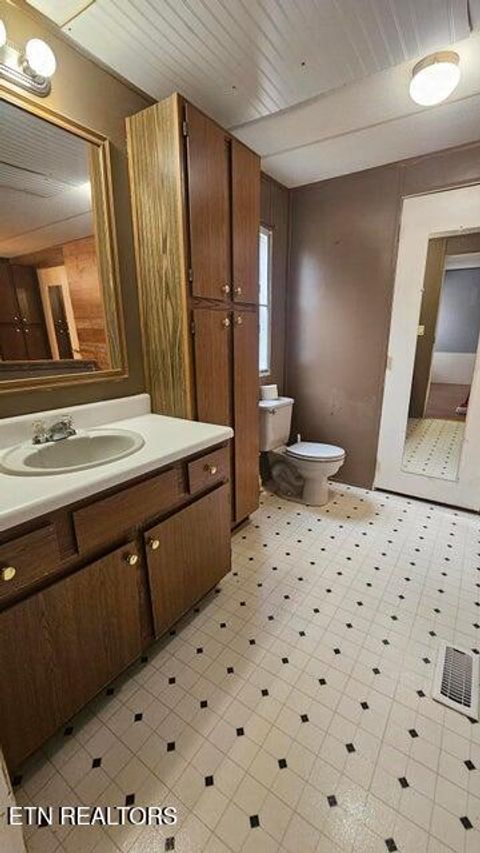 Tiny photo for 273 Henry Bidwell Lane, Decatur, TN 37322 (MLS # 1325249)