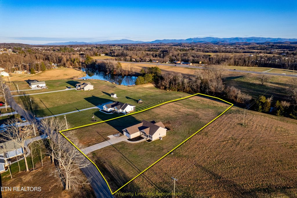 Photo of 131 Mason Lane, Madisonville, TN 37354 (MLS # 1286513)