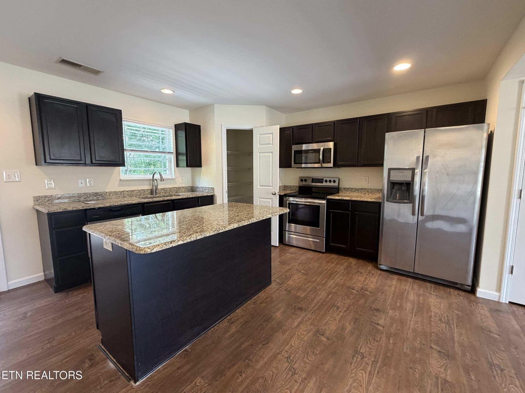 Photo of 812 Bob Kirby Rd, Knoxville, TN 37923 (MLS # 1345508)