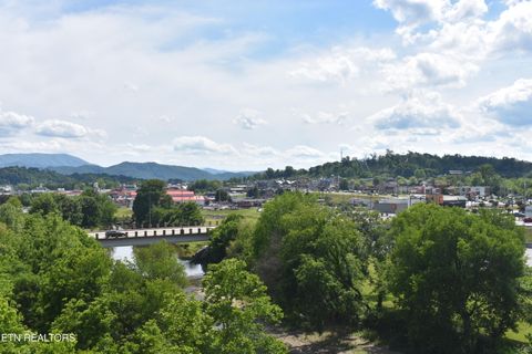 Tiny photo for 1410 Hurley Drive #UNIT 504, Sevierville, TN 37862 (MLS # 1340490)