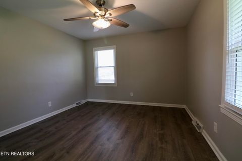 Tiny photo for 7409 Westridge Dr, Knoxville, TN 37909 (MLS # 1333619)