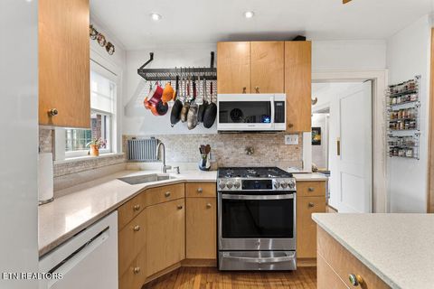 Tiny photo for 5526 Woodburn Drive, Knoxville, TN 37919 (MLS # 1337312)