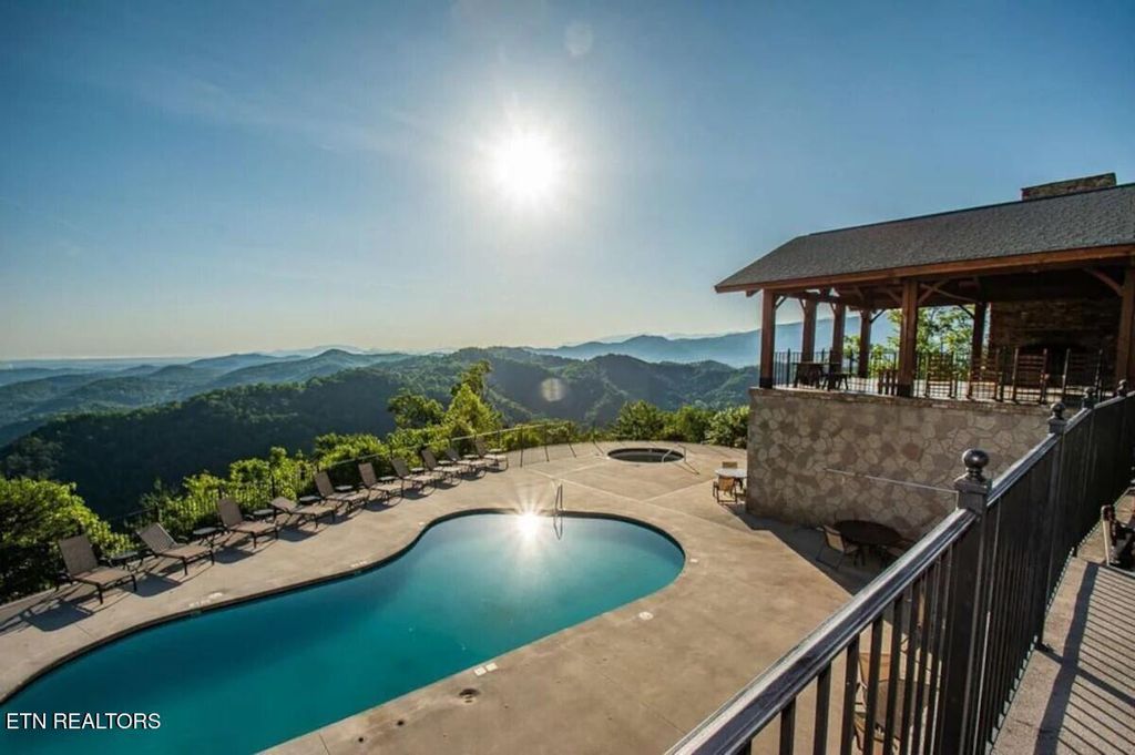Photo of 2815 White Oak Ridge Lane, Sevierville, TN 37862 (MLS # 1340848)