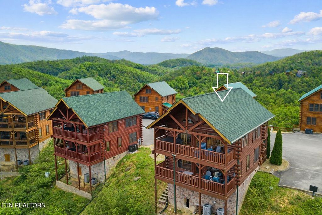 Photo of 2815 White Oak Ridge Lane, Sevierville, TN 37862 (MLS # 1340848)
