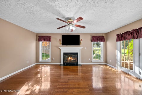 Tiny photo for 1003 Kaw Circle, Crossville, TN 38572 (MLS # 1359853)
