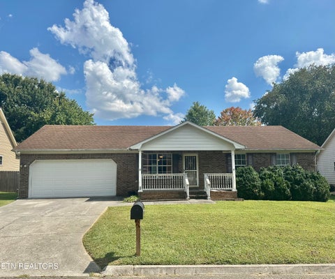Photo of 622 Whitesburg Drive, Knoxville, TN 37918 (MLS # 1353739)