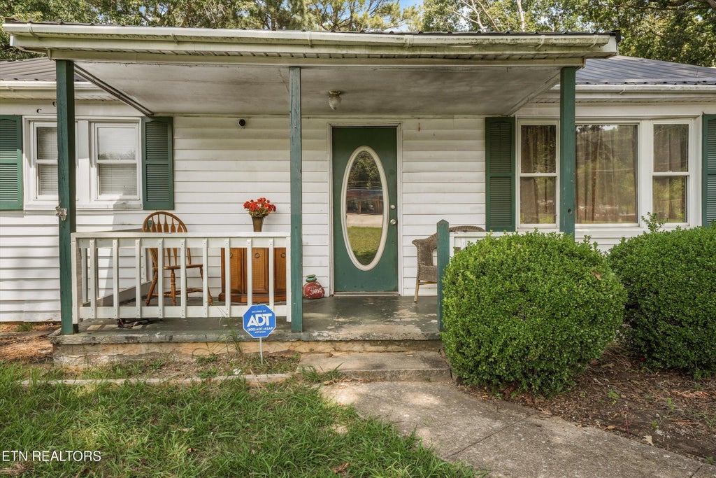 Photo of 3306 Highway 411, Madisonville, TN 37354 (MLS # 1352523)