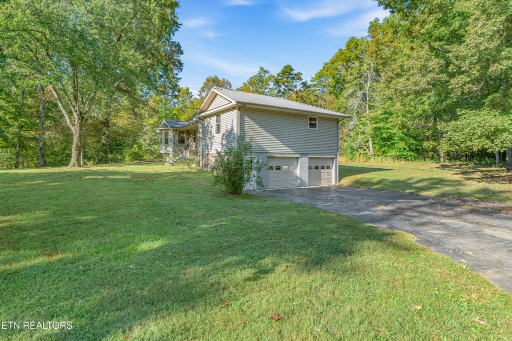Photo of 738 New Midway Rd, Kingston, TN 37763 (MLS # 1357969)