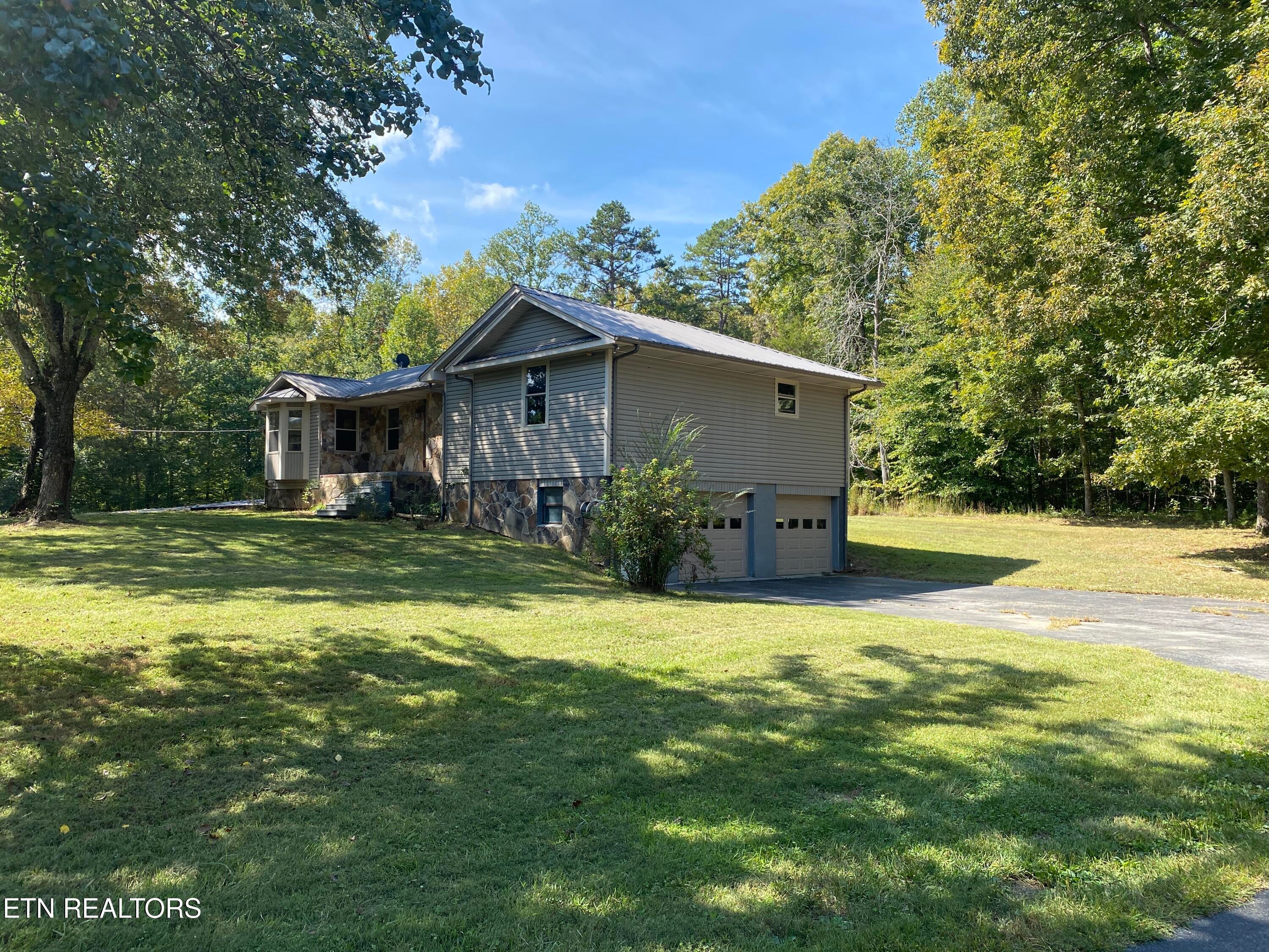 738 New Midway Rd