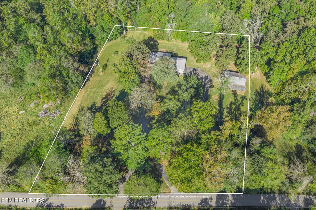 Photo of 738 New Midway Rd, Kingston, TN 37763 (MLS # 1357969)