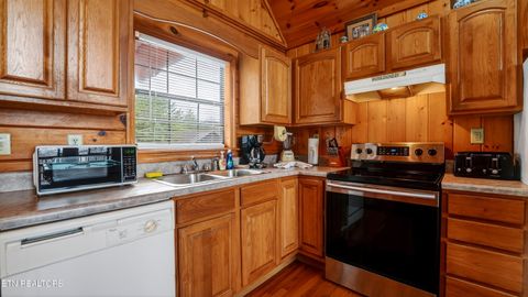 Tiny photo for 1629 Pinewood Way, Sevierville, TN 37862 (MLS # 1331335)