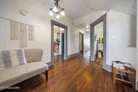 Tiny photo for 808 N 4th Ave, Knoxville, TN 37917 (MLS # 1306691)