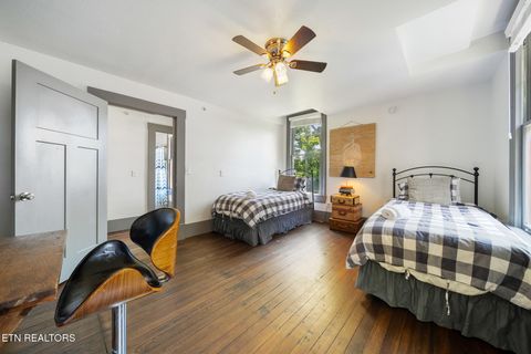 Tiny photo for 808 N 4th Ave, Knoxville, TN 37917 (MLS # 1306691)