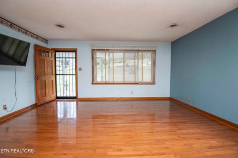 Tiny photo for 5814 Blossom Rd, Knoxville, TN 37912 (MLS # 1332660)