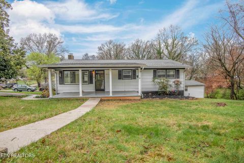 Photo of 5814 Blossom Rd, Knoxville, TN 37912 (MLS # 1332660)