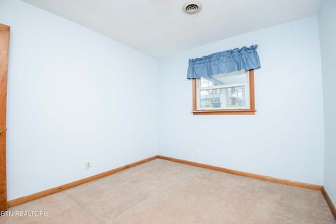 Tiny photo for 5814 Blossom Rd, Knoxville, TN 37912 (MLS # 1332660)