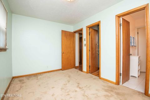 Tiny photo for 5814 Blossom Rd, Knoxville, TN 37912 (MLS # 1332660)