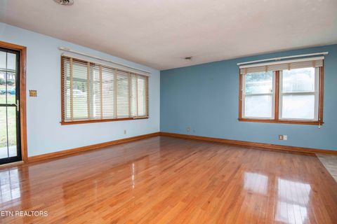 Tiny photo for 5814 Blossom Rd, Knoxville, TN 37912 (MLS # 1332660)