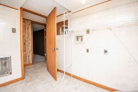 Tiny photo for 5814 Blossom Rd, Knoxville, TN 37912 (MLS # 1332660)