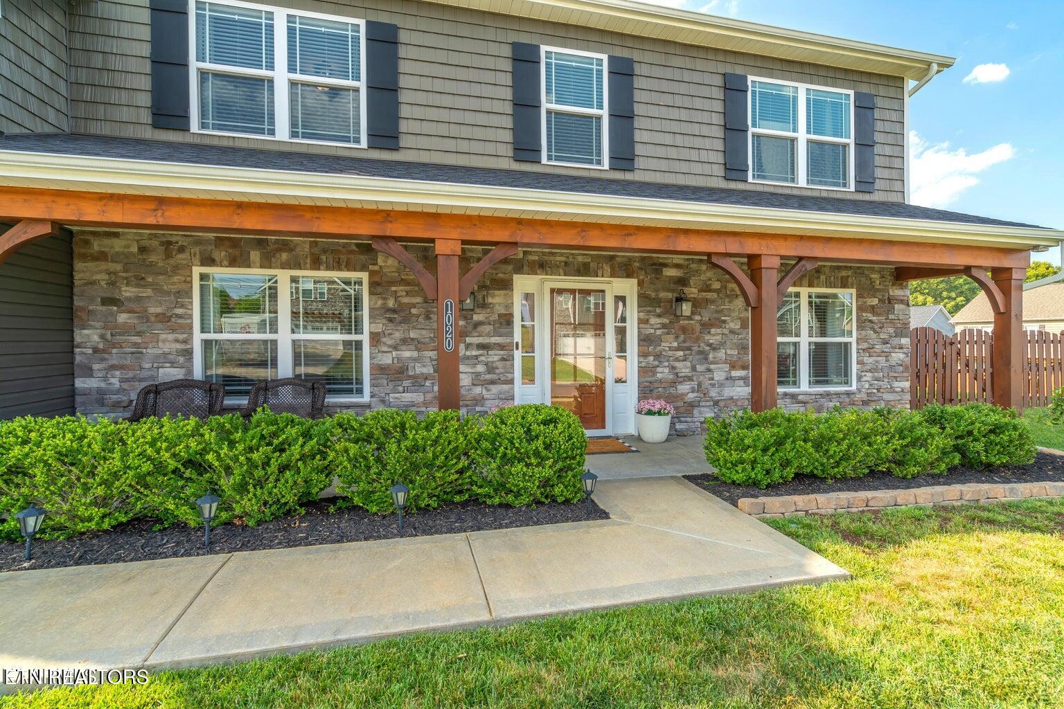 1020 Aspen Glen Drive