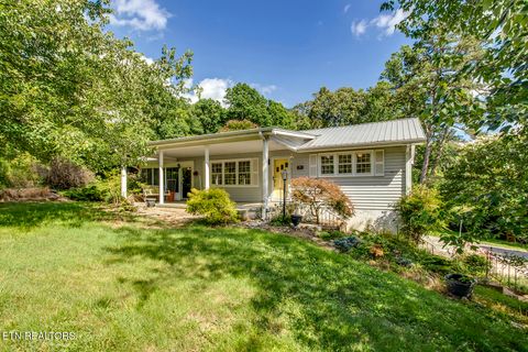 Photo of 191 Glenn Circle, Powell, TN 37849 (MLS # 1345009)