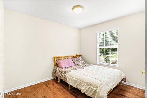 Tiny photo for 143 S Walden Drive, Harriman, TN 37748 (MLS # 1316441)