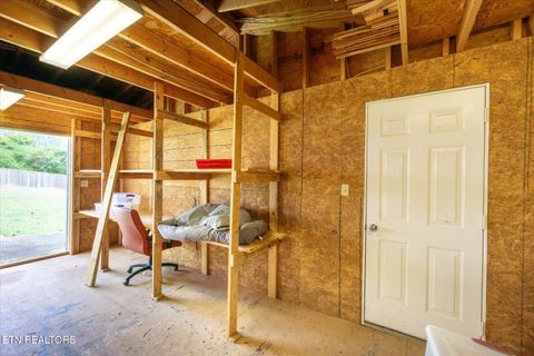 Tiny photo for 143 S Walden Drive, Harriman, TN 37748 (MLS # 1316441)