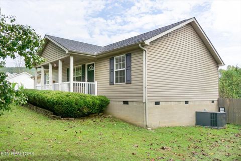 Tiny photo for 143 S Walden Drive, Harriman, TN 37748 (MLS # 1316441)