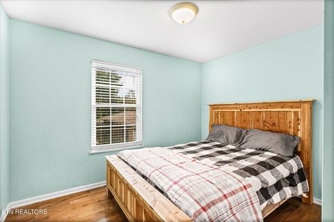 Tiny photo for 143 S Walden Drive, Harriman, TN 37748 (MLS # 1316441)