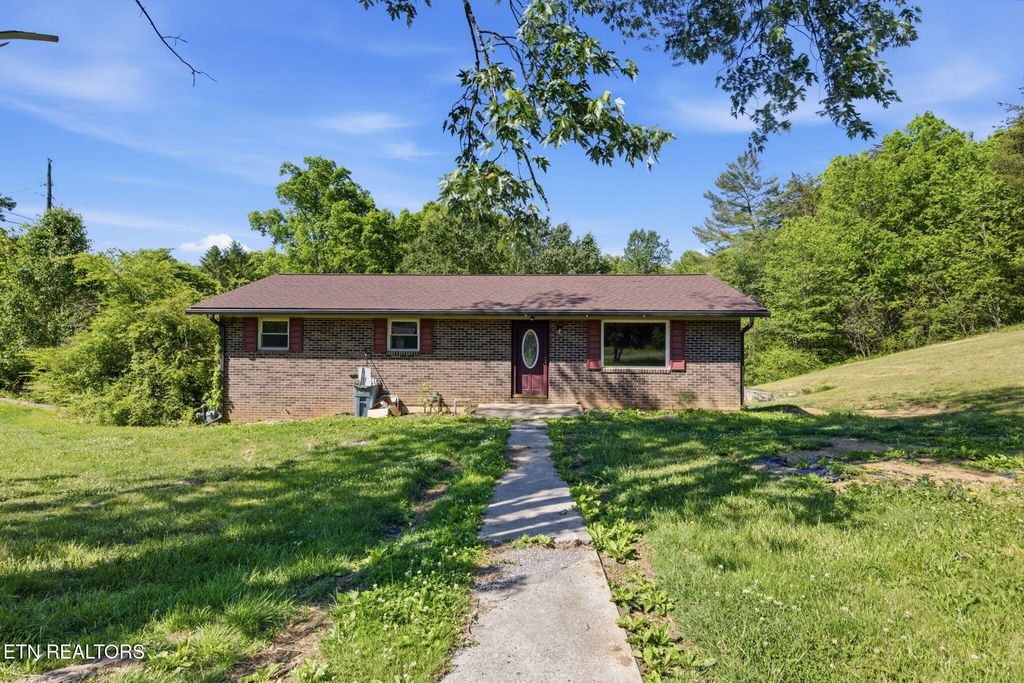 Photo of 209 White Oak Lane, Heiskell, TN 37754 (MLS # 1338234)
