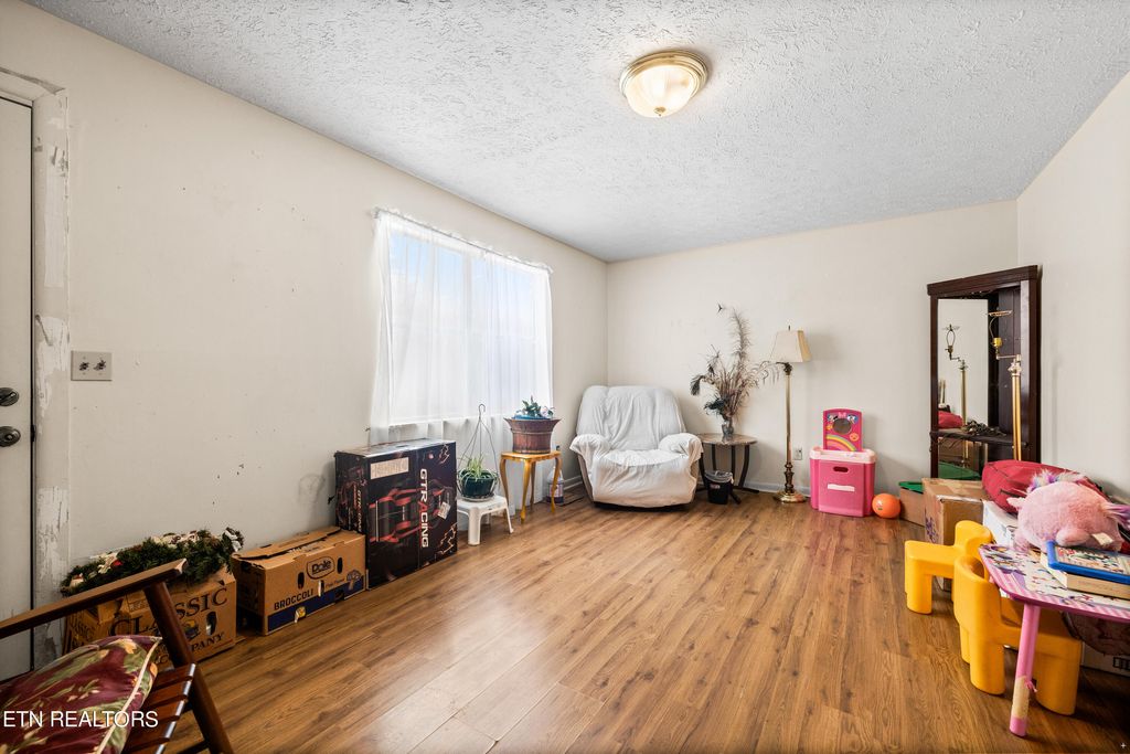 Photo of 131 Taylor Creek Rd, Wartburg, TN 37887 (MLS # 1248740)