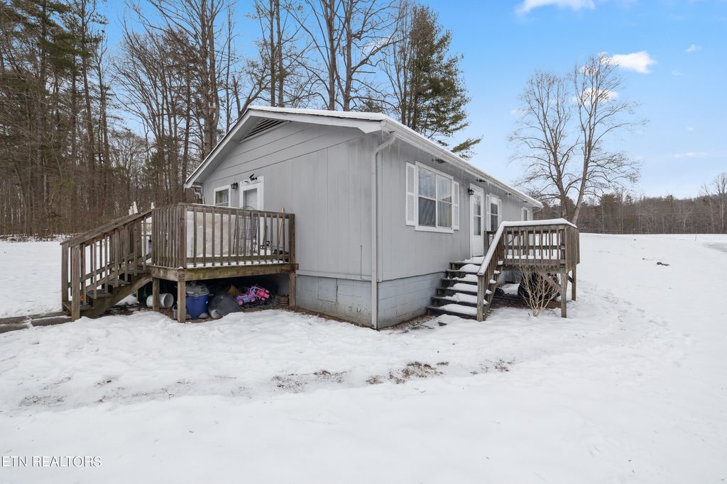 Photo of 131 Taylor Creek Rd, Wartburg, TN 37887 (MLS # 1248740)