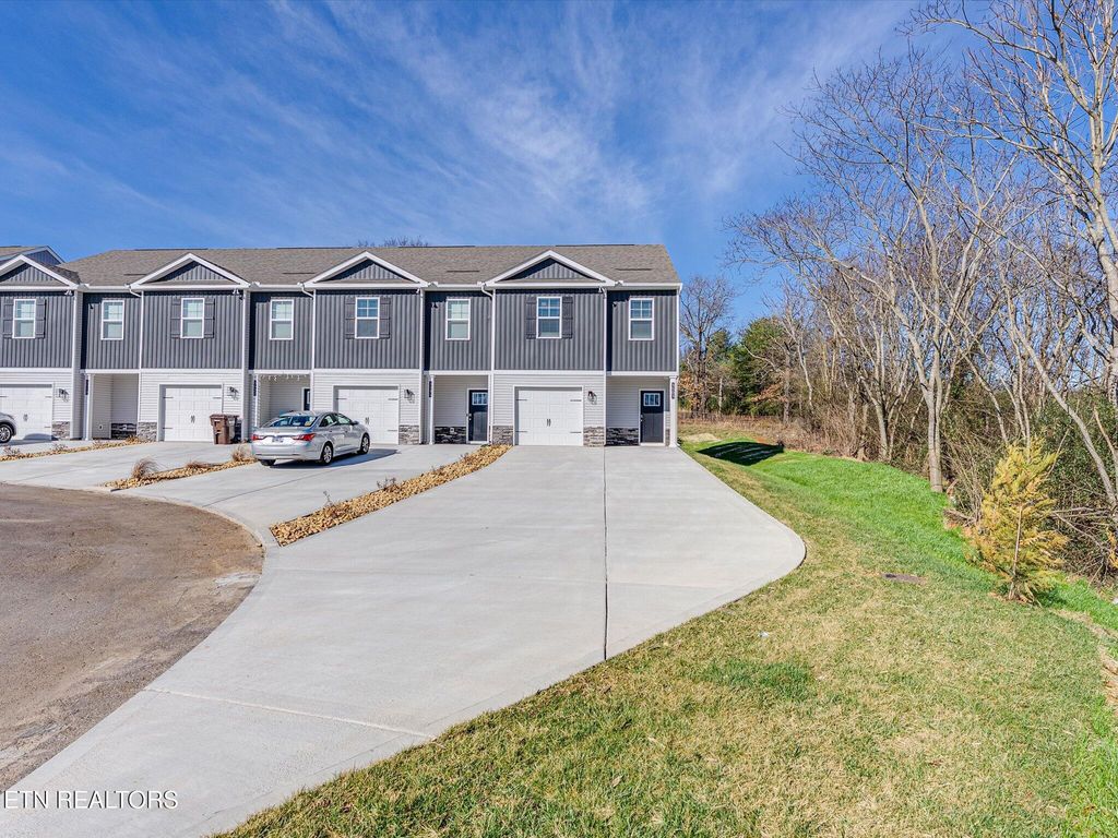 Photo of 3503 Bisham Wood Lane, Powell, TN 37849 (MLS # 1329889)