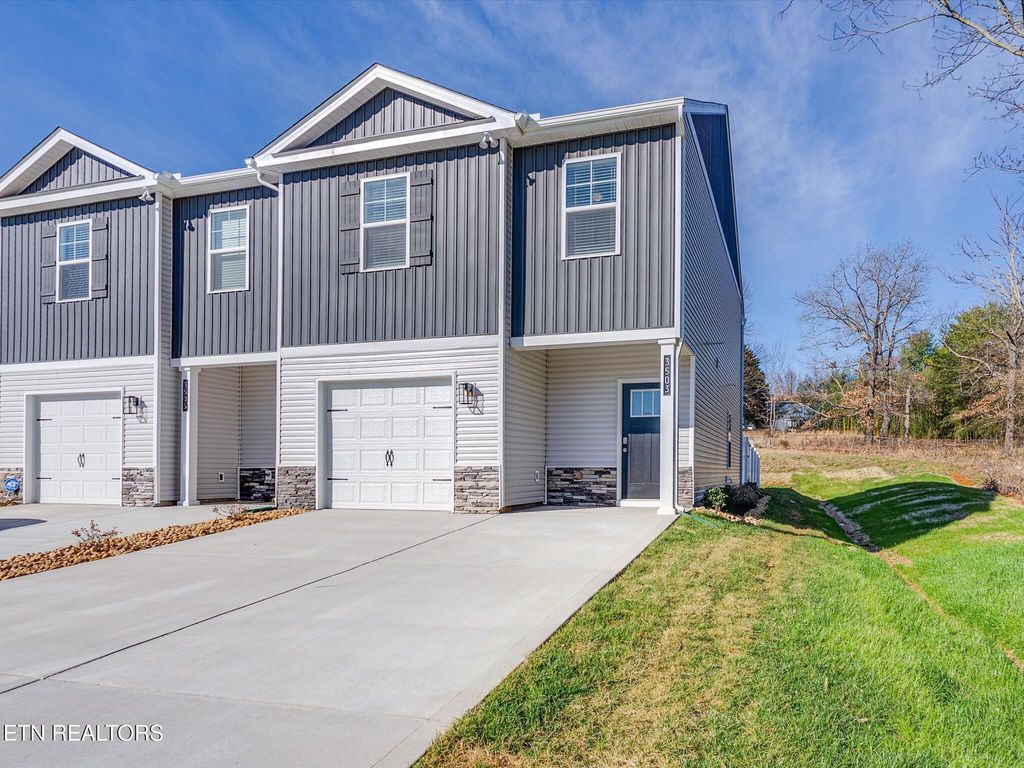 Photo of 3503 Bisham Wood Lane, Powell, TN 37849 (MLS # 1329889)