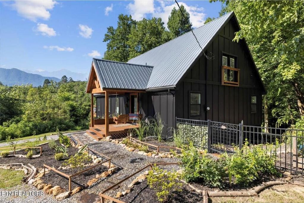 Photo of 928 Ditney Way, Sevierville, TN 37876 (MLS # 1324824)