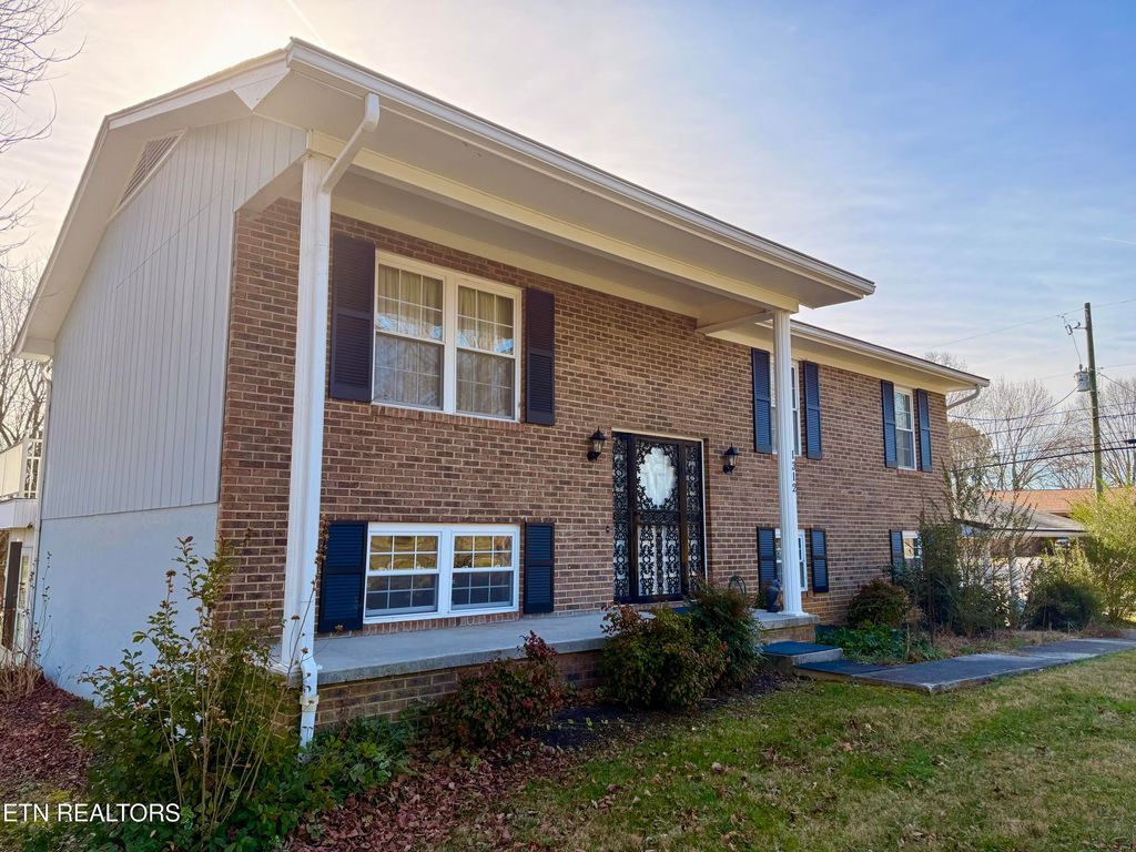 Photo of 1312 Lula Bell Drive, Powell, TN 37849 (MLS # 1325397)