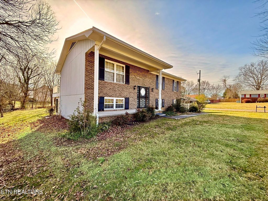 Photo of 1312 Lula Bell Drive, Powell, TN 37849 (MLS # 1325397)