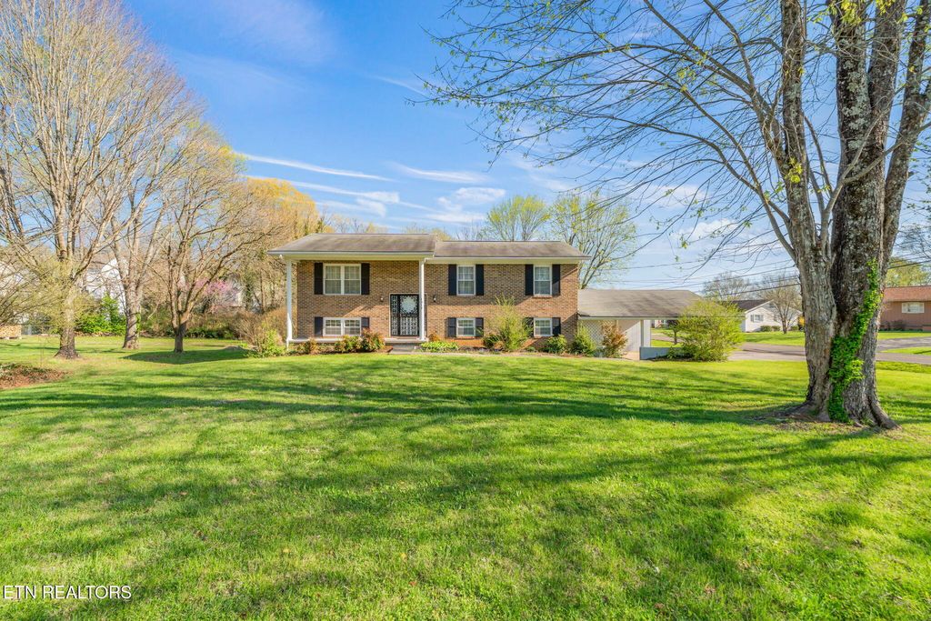 Photo of 1312 Lula Bell Drive, Powell, TN 37849 (MLS # 1325397)