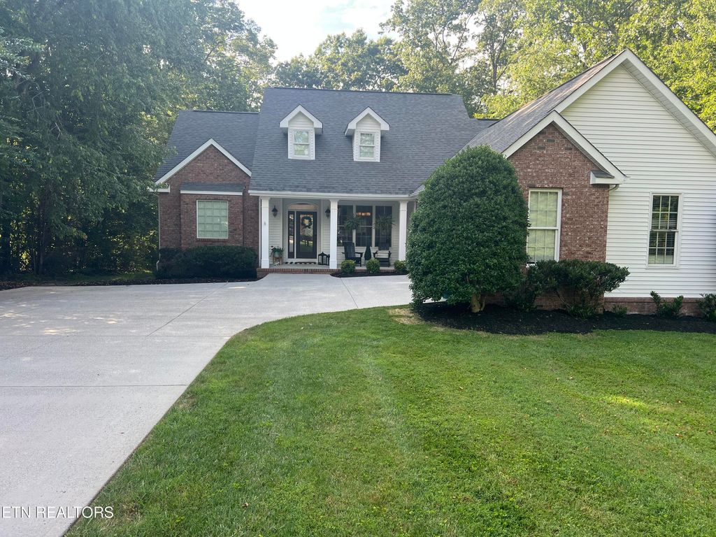 Photo of 57 Fox Hollow Drive, Crossville, TN 38571 (MLS # 1306787)