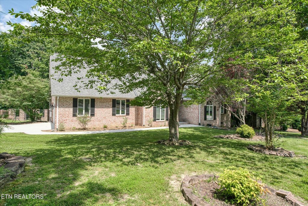 Photo of 126 Markham Lane, Crossville, TN 38558 (MLS # 1293637)
