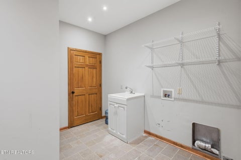 Tiny photo for 508 Ravenswood St, Kingston, TN 37763 (MLS # 1359467)