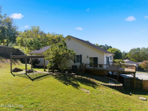 Tiny photo for 508 Ravenswood St, Kingston, TN 37763 (MLS # 1359467)