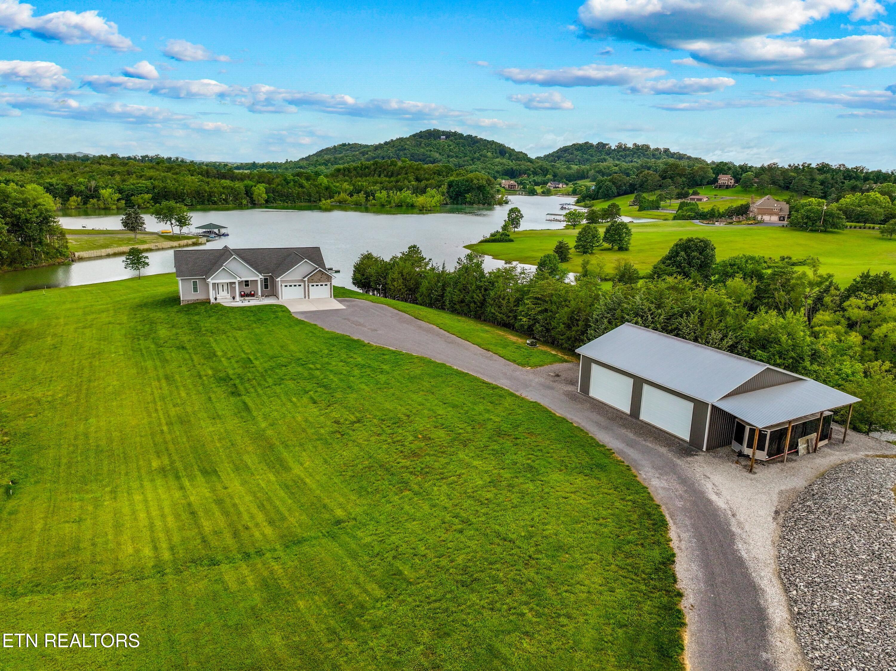 2139 Rainwater Rd