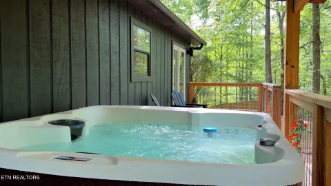 Photo of 1709 Floyd Way, Gatlinburg, TN 37738 (MLS # 1351238)
