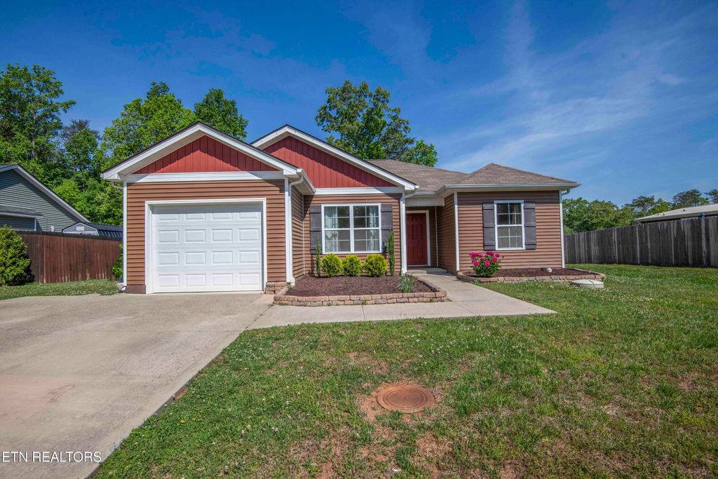 Photo of 329 Contentment Lane, Knoxville, TN 37920 (MLS # 1338860)