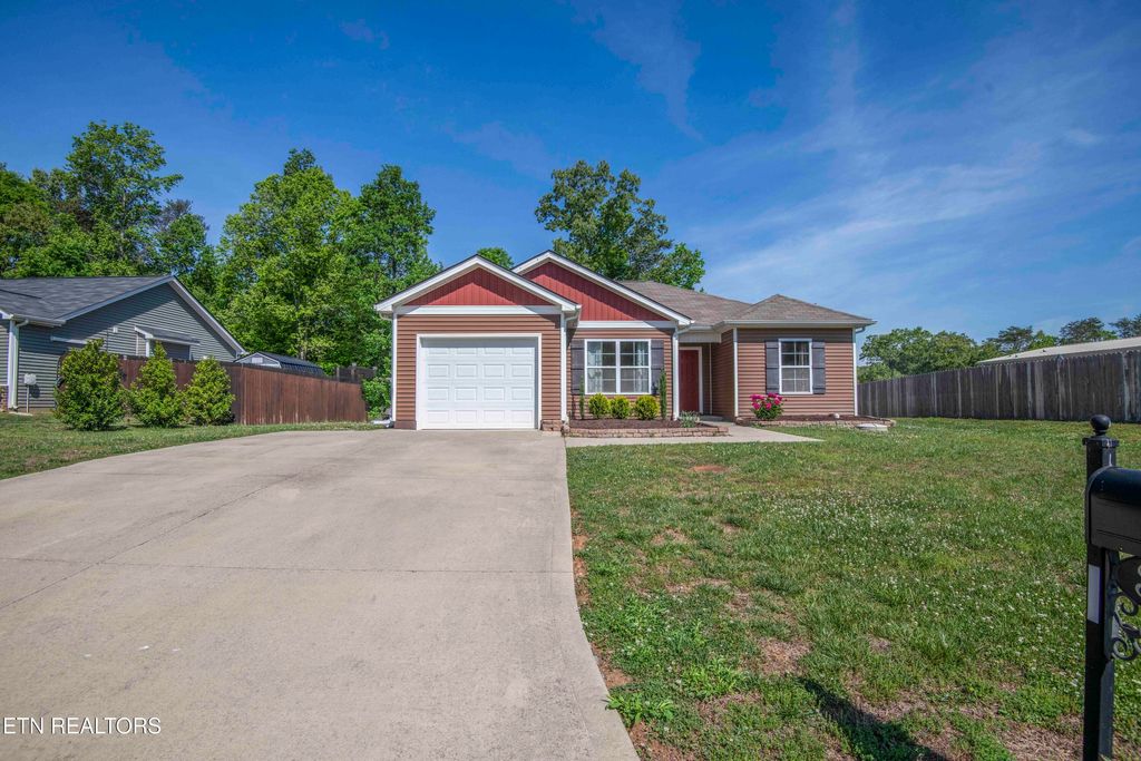 Photo of 329 Contentment Lane, Knoxville, TN 37920 (MLS # 1338860)