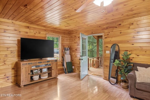 Tiny photo for 740 County Road 319, Niota, TN 37826 (MLS # 1355845)