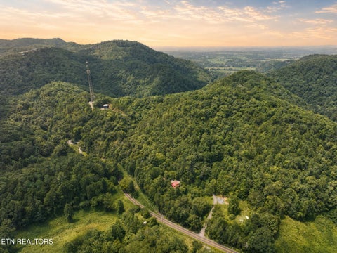 Tiny photo for 3059 Pittman Center Rd, Sevierville, TN 37876 (MLS # 1349903)