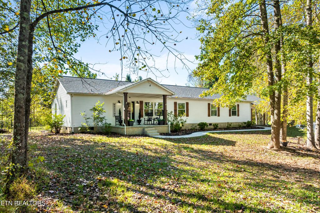 Photo of 110 Beech Fork Lane, Wartburg, TN 37887 (MLS # 1319407)