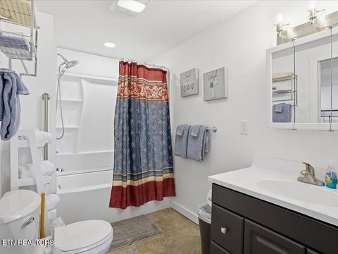 Tiny photo for 164 Paradise Point, New Tazewell, TN 37825 (MLS # 1325526)